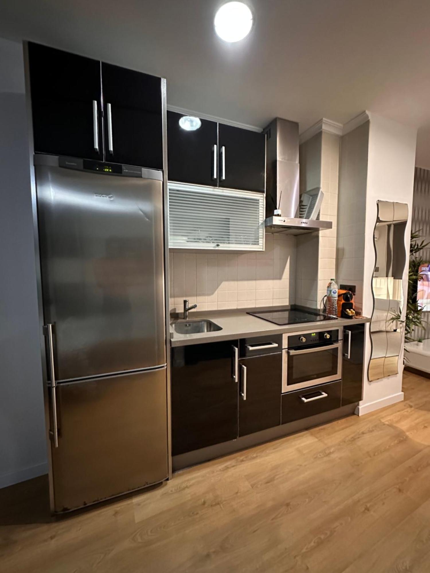 Carreteria Deluxe Apartment มาลากา ภายนอก รูปภาพ